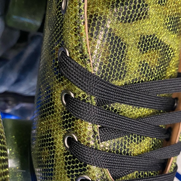 - Rollstar Roller Skate in Green Leopard jessica Simpson new - Picture 2 of 9